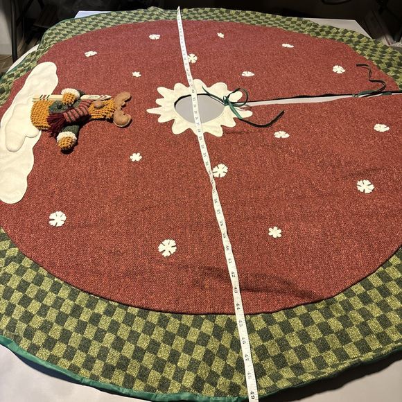 Christmas Tree Skirt 3-D SKIING MOOSE Appliqué 49 in. Rustic Red / Green Checker - Picture 8 of 10